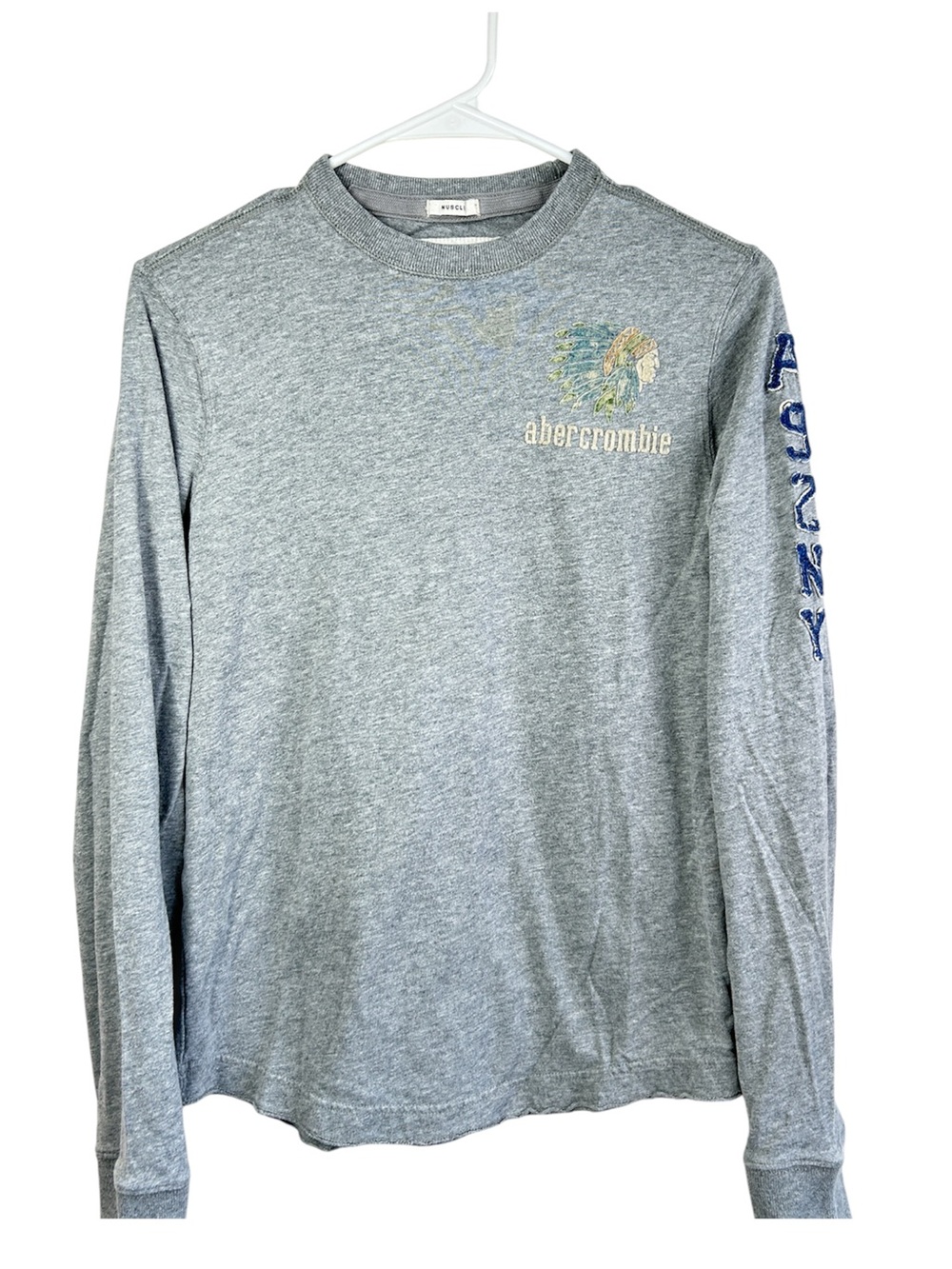 VTG Abercrombie & Fitch Light Heather Gray Long-Sleeve Crewneck Shirt